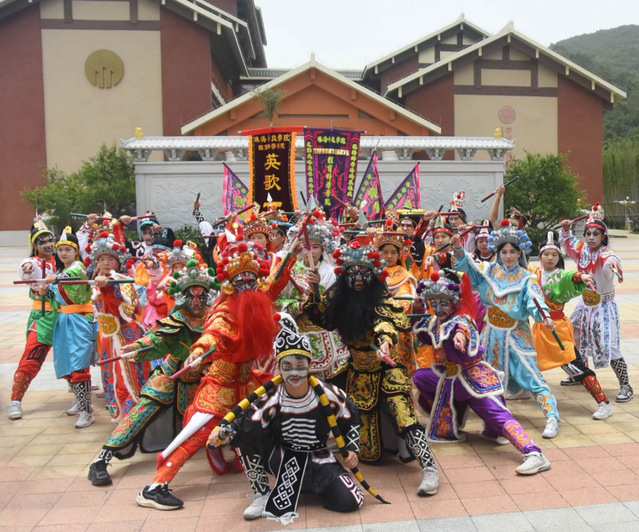 <a href='/2025/0414/c89a182401/page.htm' target='_blank' title='学校举办第三届中华优秀传统文化节开幕式暨游园会'>学校举办第三届中华优秀传统文化节开幕式暨游园会</a>